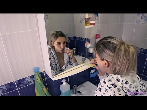 ❤️ Bidh Hack le òga ann am pajamas a’ crìochnachadh cum beòil ann an asal - letty black ❤️❌ Bhidio fucking leinn ️❤